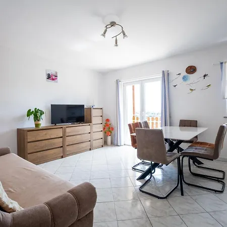 Apartament Ana 3 *