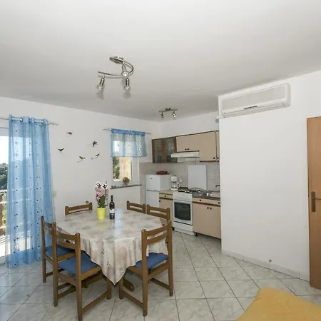Apartment Ana 3 Vinkuran